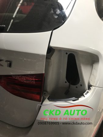 Đèn lái sau xe BMW X1 bên phải miếng ngoài - 63212990110