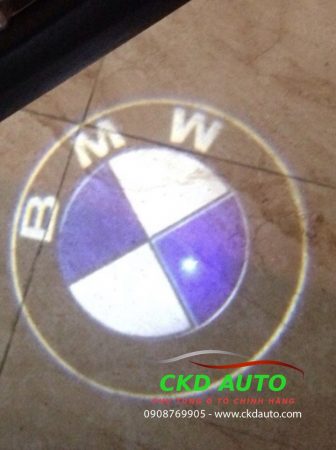 Đèn Led logo cửa xe BMW